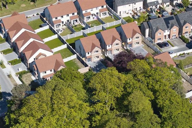 https://photos-a.propertyimages.ie/media/4/8/5/4945584/499d8f08-2a1a-41a5-be5b-d8593fdd4623_l.jpg
