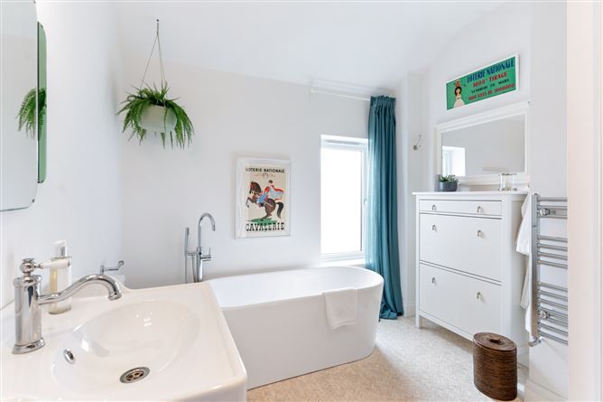1 Seaview, Pembroke Street, Irishtown, Dublin 4