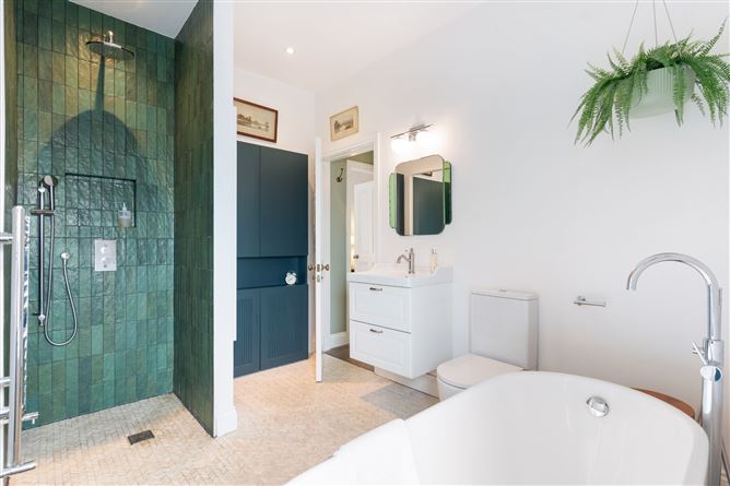 1 Seaview, Pembroke Street, Irishtown, Dublin 4
