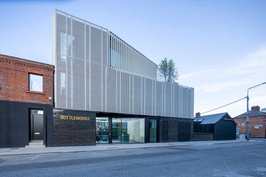 Glandore, Bottleworks, 15 Barrow Street, Dublin, Št?tí, Czech Republic, D04X5T7