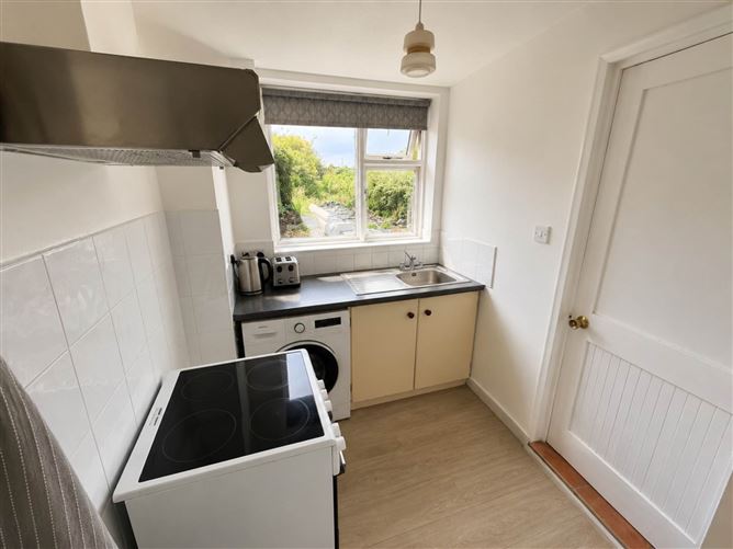 2b Kilkerrin Road, Glenamaddy, County Galway