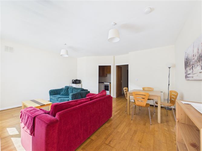 Photo 4 of 14 — 6 Bellair, Close, Bellair Estate, Ballinlough, Cork City