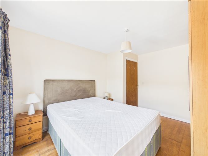 Photo 10 of 14 — 6 Bellair, Close, Bellair Estate, Ballinlough, Cork City