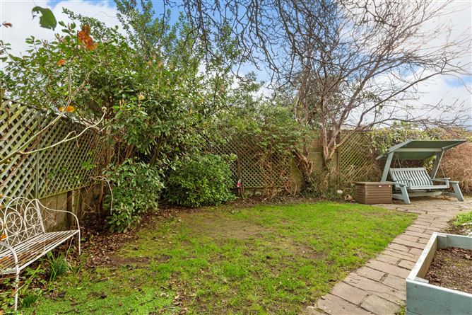 6 Albert Park, Glenageary, Co. Dublin