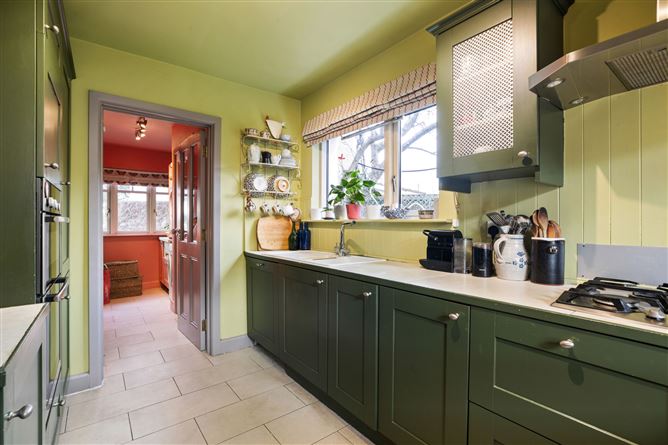 6 Albert Park, Glenageary, Co. Dublin