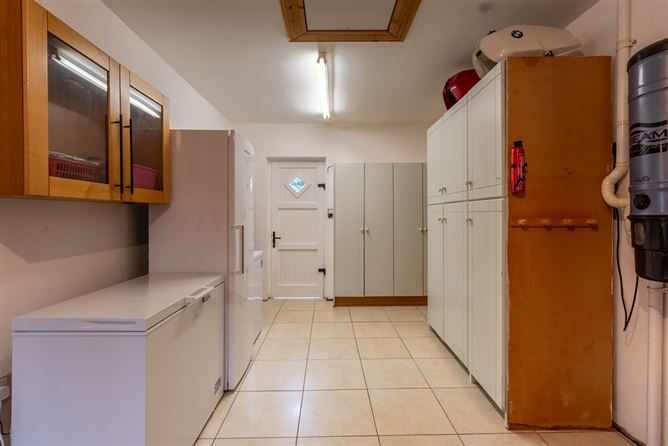 Mount Hillary Holiday Pods, Curraghrour West, Banteer, Cork