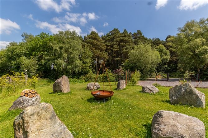 Mount Hillary Holiday Pods, Curraghrour West, Banteer, Cork