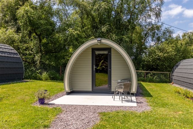 Mount Hillary Holiday Pods, Curraghrour West, Banteer, Cork