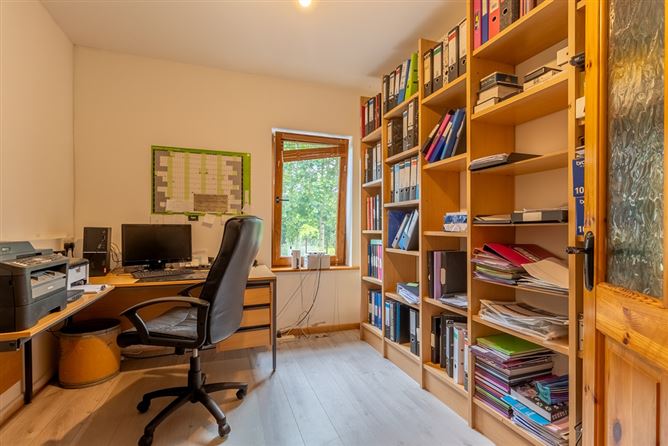 Mount Hillary Holiday Pods, Curraghrour West, Banteer, Cork