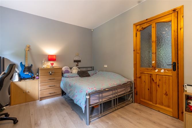 Mount Hillary Holiday Pods, Curraghrour West, Banteer, Cork