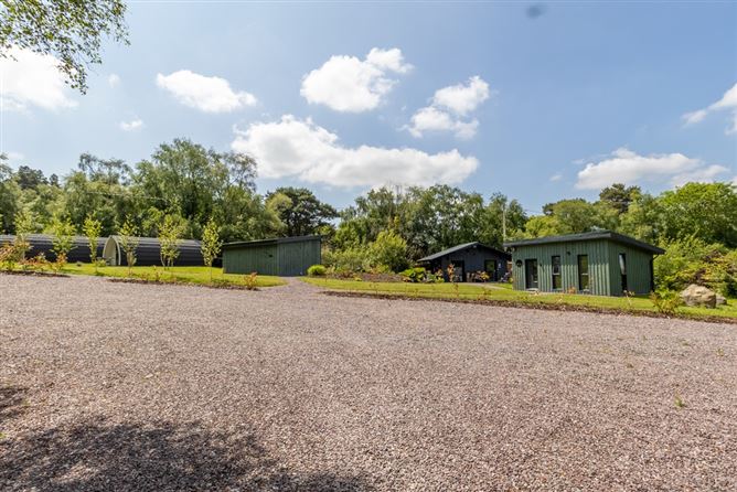 Mount Hillary Holiday Pods, Curraghrour West, Banteer, Cork