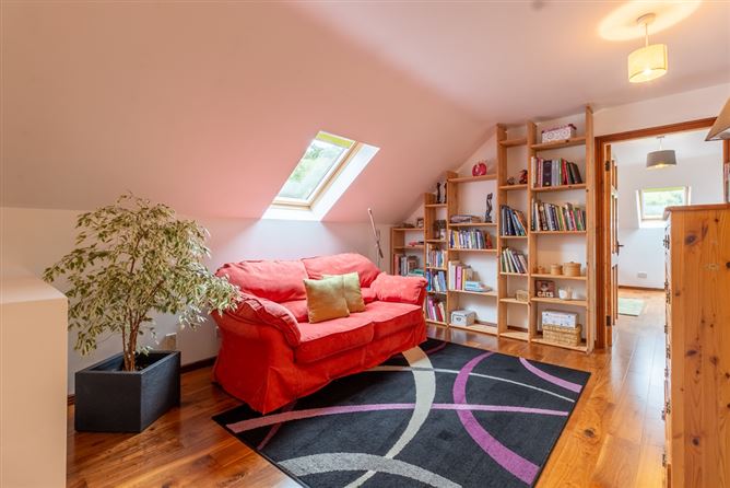 Mount Hillary Holiday Pods, Curraghrour West, Banteer, Cork