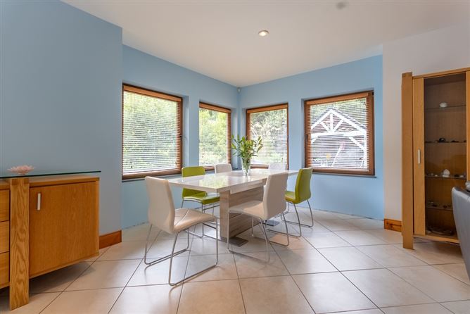 Mount Hillary Holiday Pods, Curraghrour West, Banteer, Cork