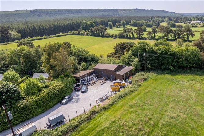 Mount Hillary Holiday Pods, Curraghrour West, Banteer, Cork