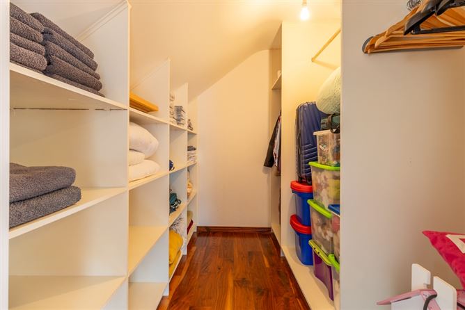 Mount Hillary Holiday Pods, Curraghrour West, Banteer, Cork