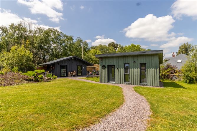 Mount Hillary Holiday Pods, Curraghrour West, Banteer, Cork