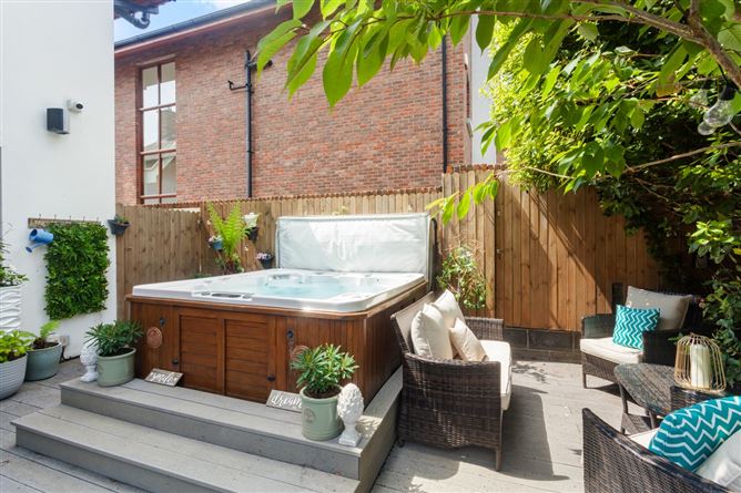 2 Broomfield Woods, Malahide, Dublin