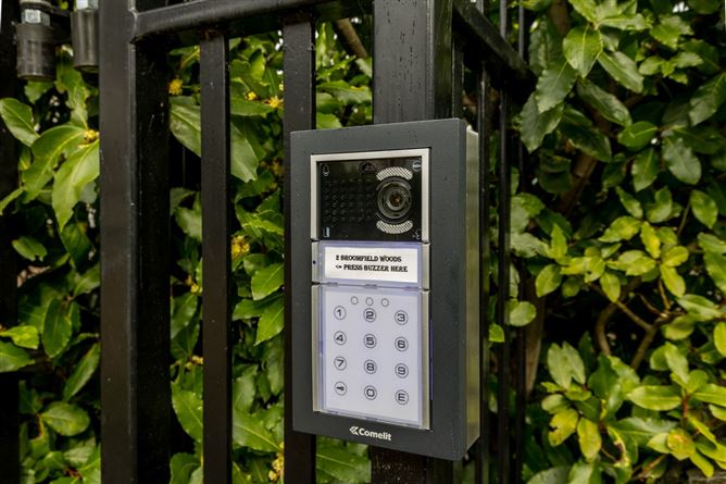 2 Broomfield Woods, Malahide, Dublin