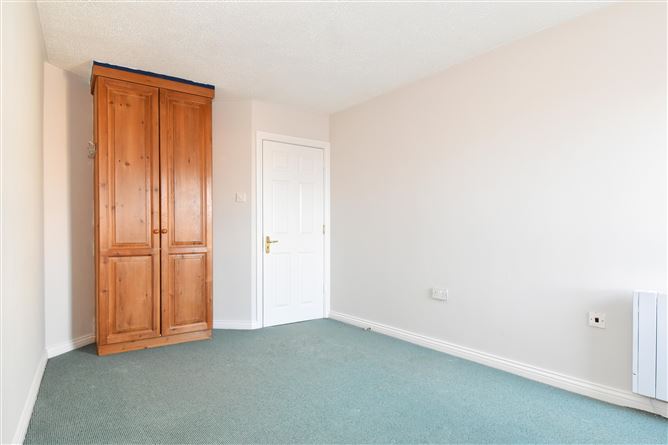 38 Arasain na Mara, Grattan Road, Salthill, Galway City