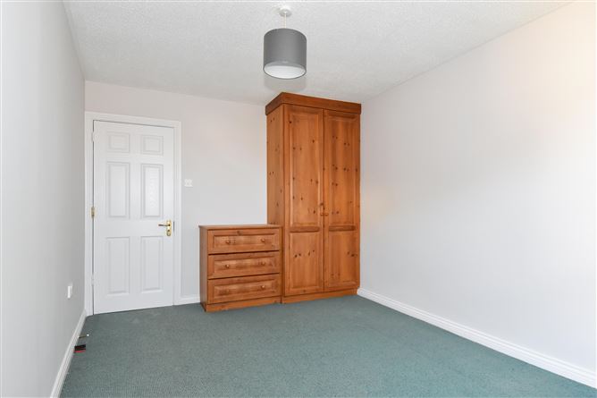 38 Arasain na Mara, Grattan Road, Salthill, Galway City