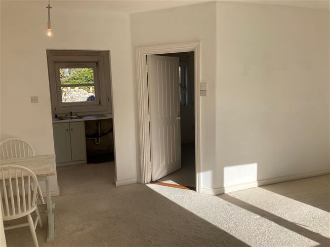 10 Harbour Road Cottages, Mountshannon, Clare Brian Tuohy Auctioneers