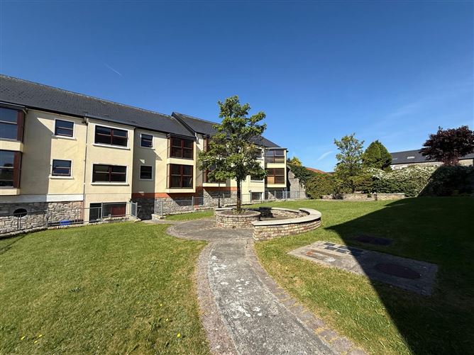 4 Cherryblossom Court, Ballaghaderreen, Roscommon