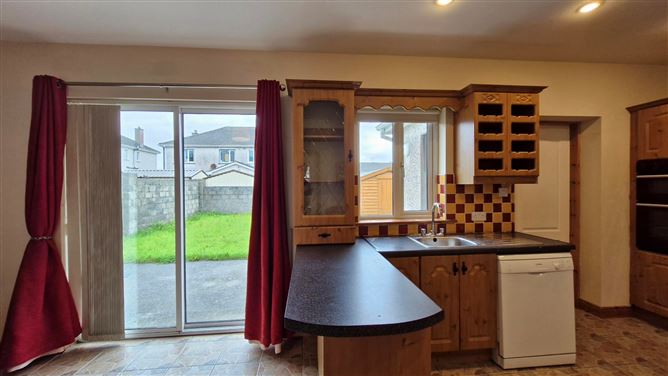 24 Lissadyra, Ballygaddy Road, Tuam, Co. Galway