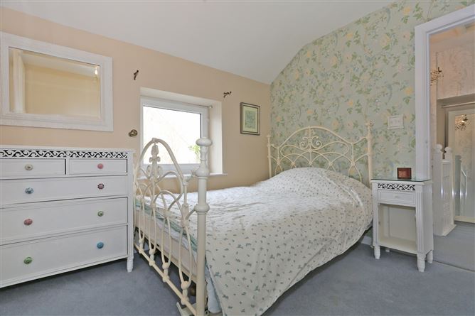 14 Castle Street, Castleconnell, Co. Limerick