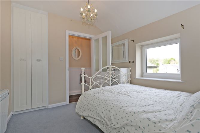 14 Castle Street, Castleconnell, Co. Limerick