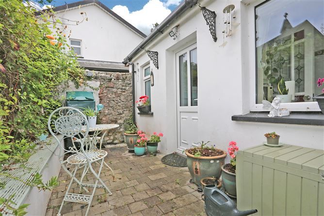 14 Castle Street, Castleconnell, Co. Limerick