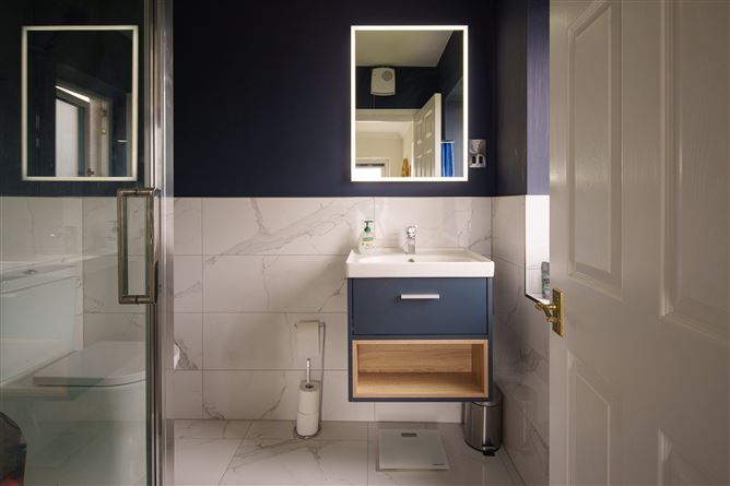 Photo 10 of 19 — 3 Marine Court, Main Street, Blackrock, Co. Louth