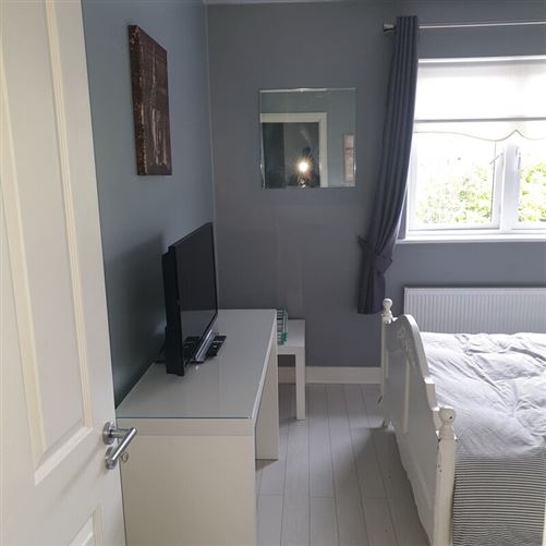 Modern friendly all female house, Dublin 11, Dublin