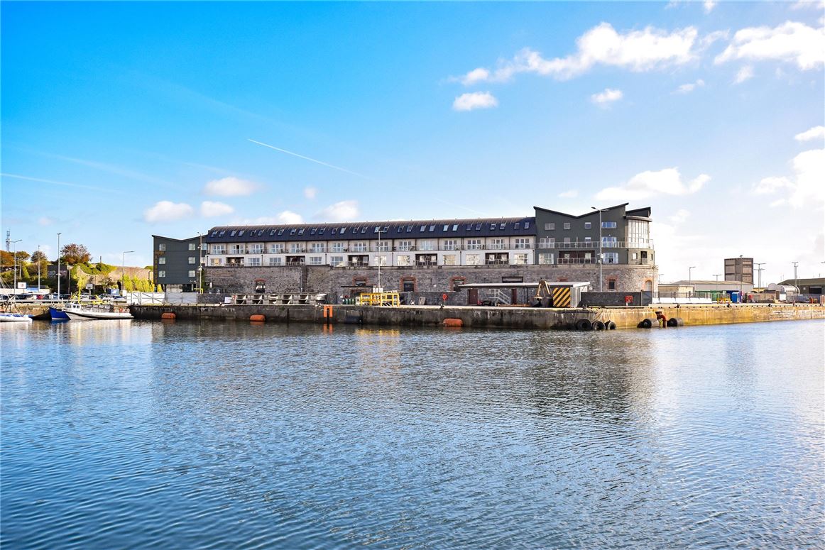 62 Ce na Mara, The Docks, Galway City Centre