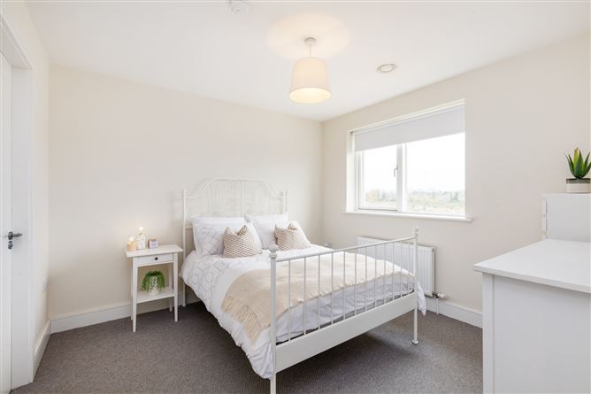 10 Diswellstown Park, Hamilton Park, Castleknock, Dublin 15