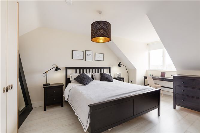 10 Diswellstown Park, Hamilton Park, Castleknock, Dublin 15