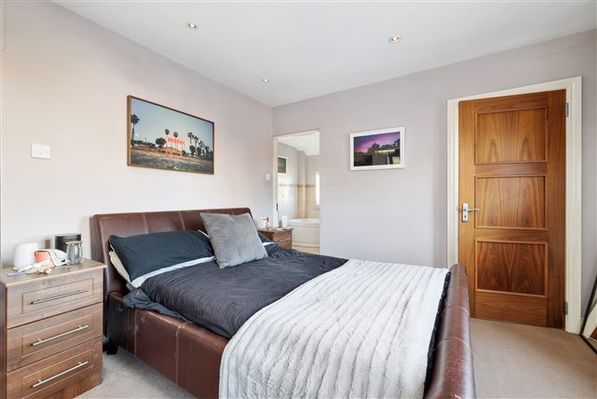 The Townhouse, 3 Taney Park, Dundrum, Dublin 14