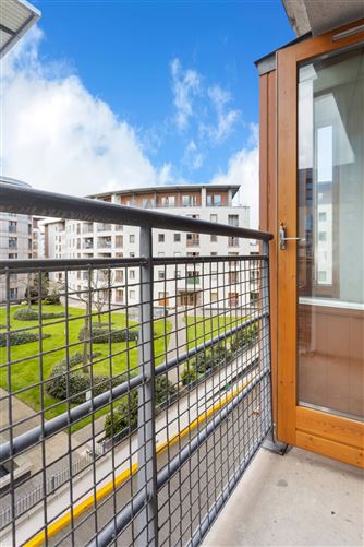 25 Beresford House, Custom House Square, IFSC, Dublin 1