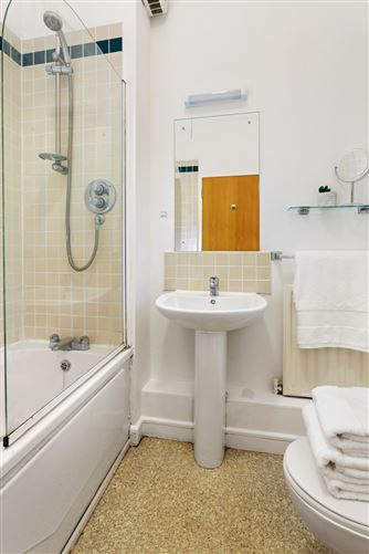 25 Beresford House, Custom House Square, IFSC, Dublin 1