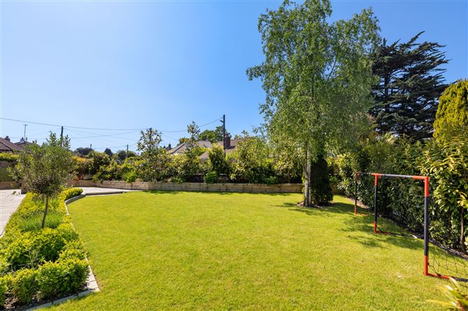 Machray, 4 Springfield Park, Foxrock, Dublin 18