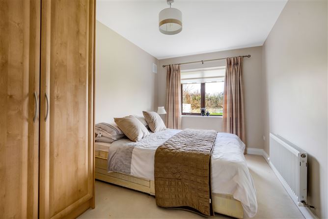 24 Ledwidge Hall, Slane, Co. Meath