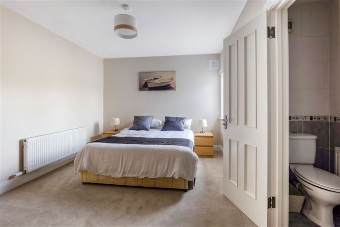 24 Ledwidge Hall, Slane, Co. Meath