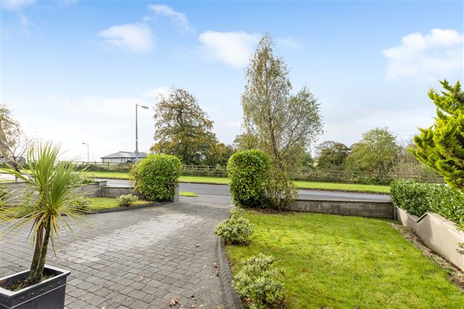 24 Ledwidge Hall, Slane, Co. Meath