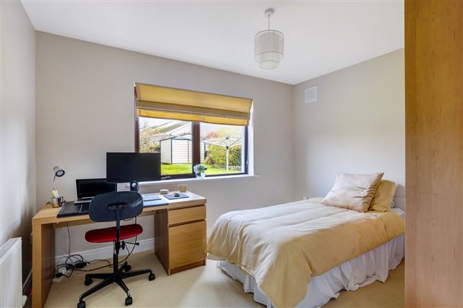 24 Ledwidge Hall, Slane, Co. Meath
