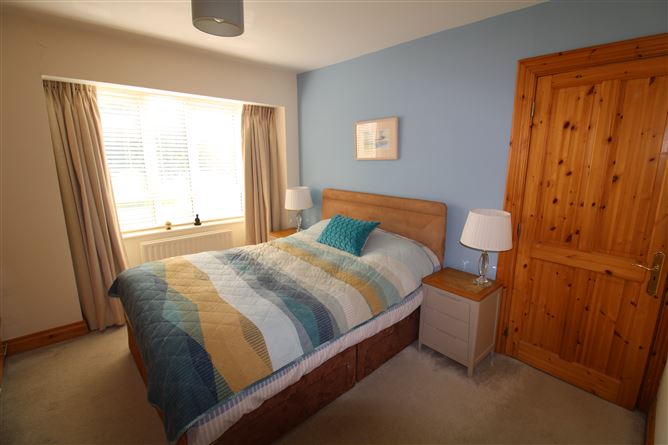 2 Blackwood Place, Ongar, Dublin 15