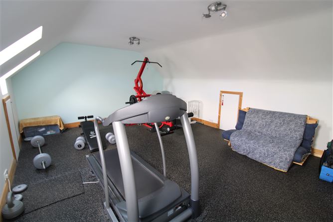 2 Blackwood Place, Ongar, Dublin 15