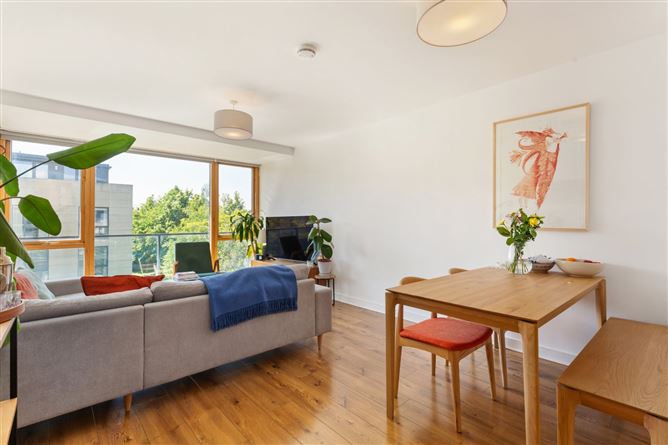 24 Cowper Hall, Mount St. Anne's, Dublin 6