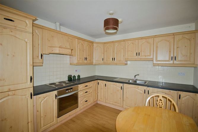 2 Walnut Grove, Kilbeggan, Westmeath