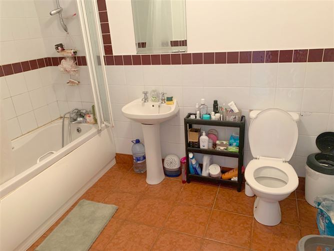 2 Walnut Grove, Kilbeggan, Westmeath