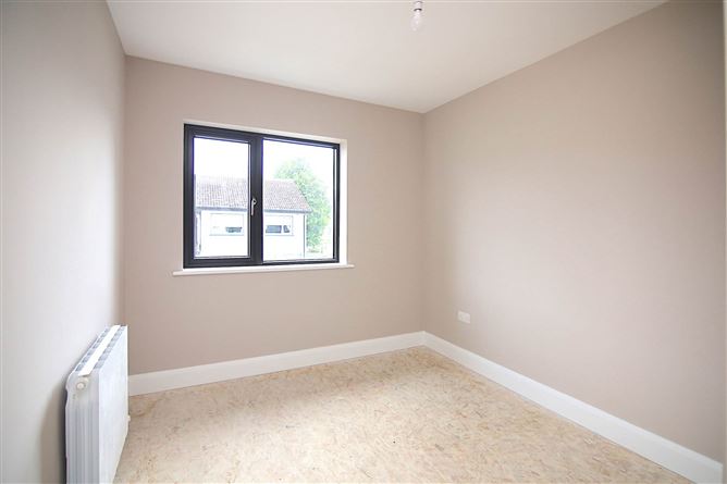 Photo 13 of 23 — 1 Willow Meadow, Clonsilla, Dublin 15