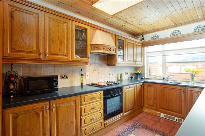 80 Woodview Heights, Lucan, Dublin